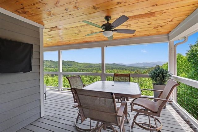 9 Queens Court, Blairsville, GA 30512