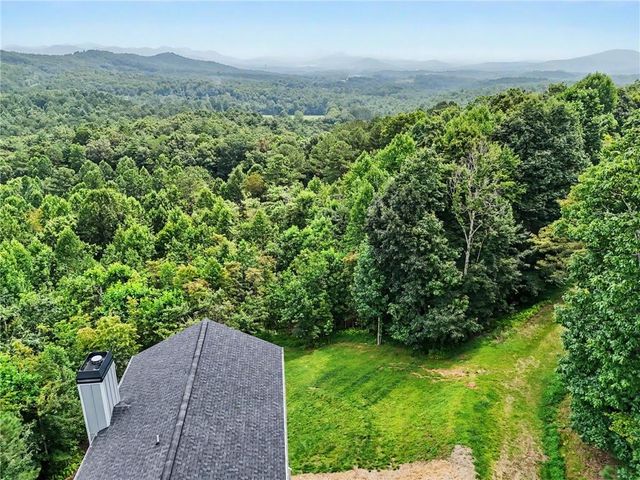 9 Queens Court, Blairsville, GA 30512