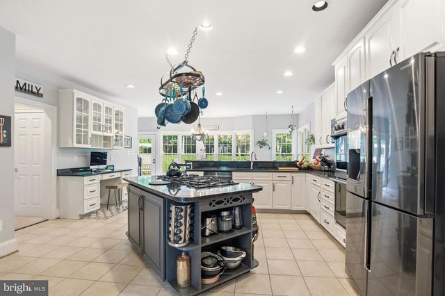 5528 ROAN CHAPEL DR, Haymarket, VA 20169