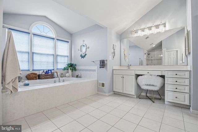 5528 ROAN CHAPEL DR, Haymarket, VA 20169