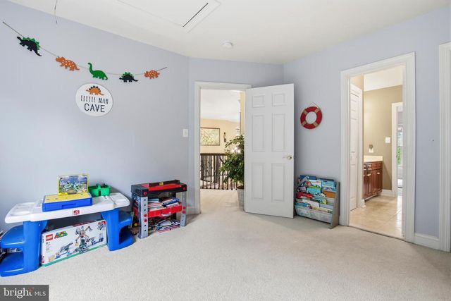 5528 ROAN CHAPEL DR, Haymarket, VA 20169