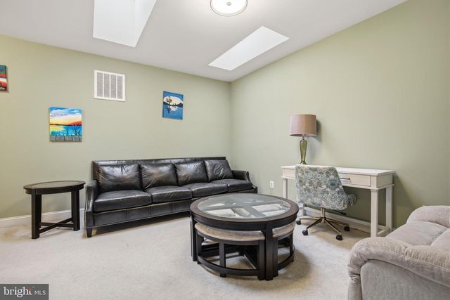 5528 ROAN CHAPEL DR, Haymarket, VA 20169