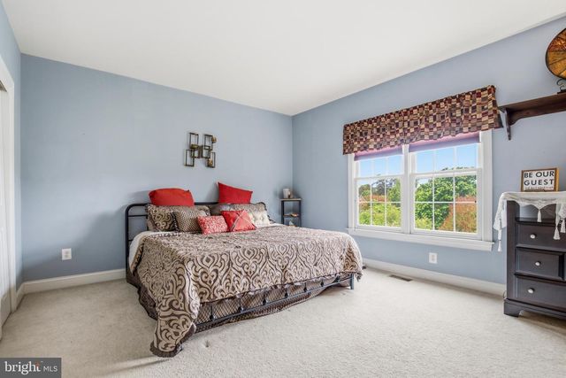 5528 ROAN CHAPEL DR, Haymarket, VA 20169