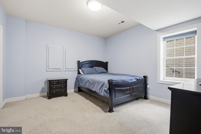 5528 ROAN CHAPEL DR, Haymarket, VA 20169
