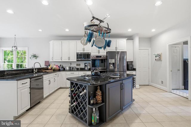 5528 ROAN CHAPEL DR, Haymarket, VA 20169
