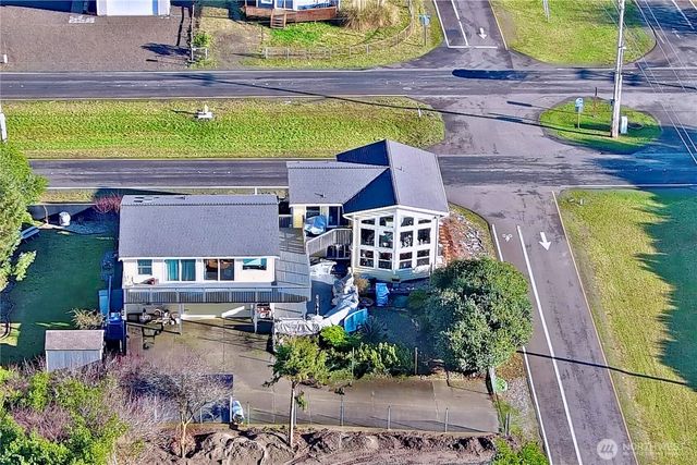 200 Ocean Lake Way NW, Ocean Shores, WA 98569