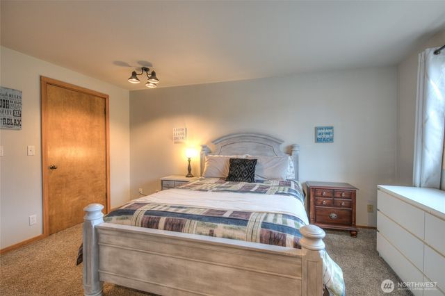 200 Ocean Lake Way NW, Ocean Shores, WA 98569