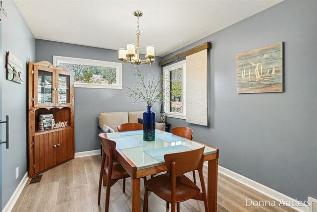 17595 Park Place Circle, Spring Lake, MI 49456