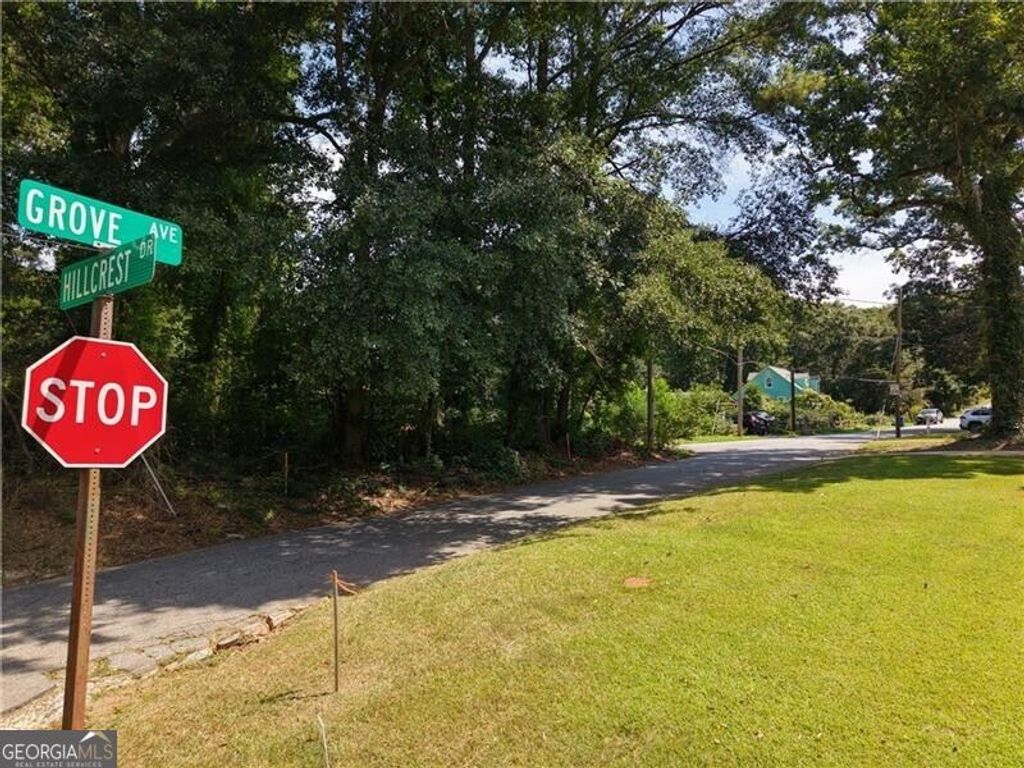 1923 Grove Avenue, East Point, GA 30344