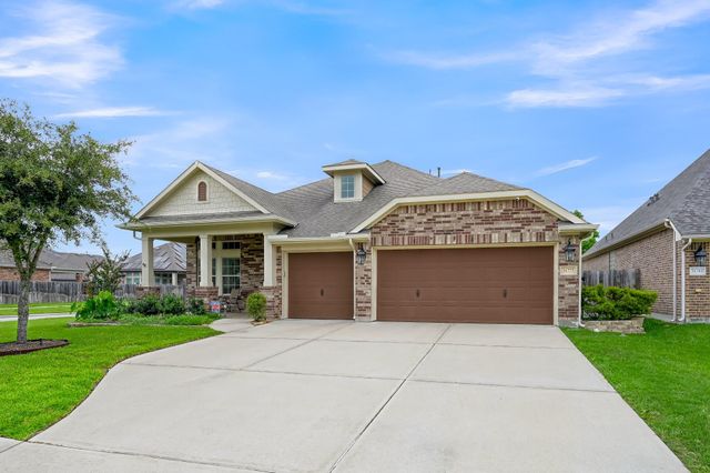 31777 Twin Timbers Lane, Spring, TX 77386