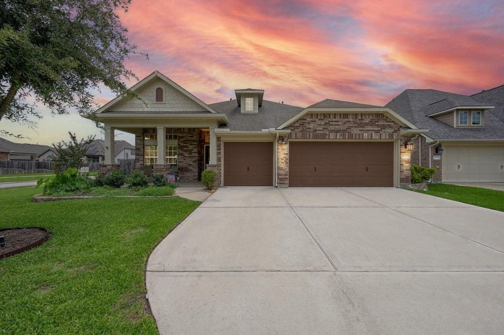 31777 Twin Timbers Lane, Spring, TX 77386