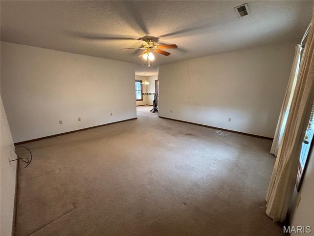 56343 Meyer Trail, Hannibal, MO 63401