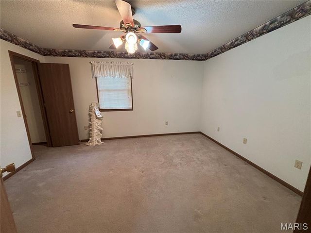 56343 Meyer Trail, Hannibal, MO 63401