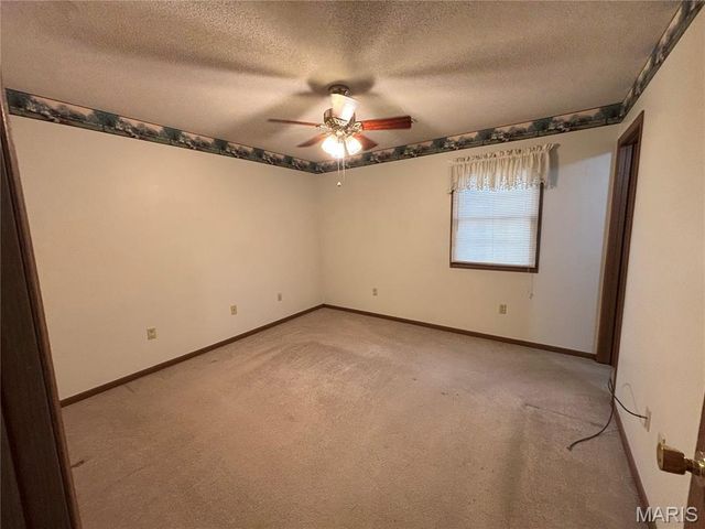 56343 Meyer Trail, Hannibal, MO 63401