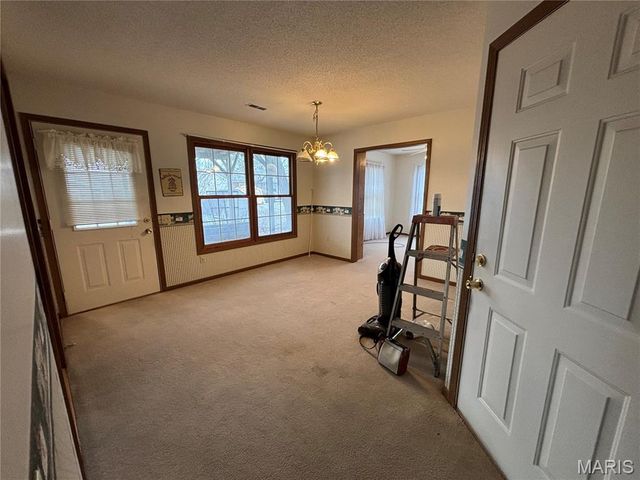 56343 Meyer Trail, Hannibal, MO 63401