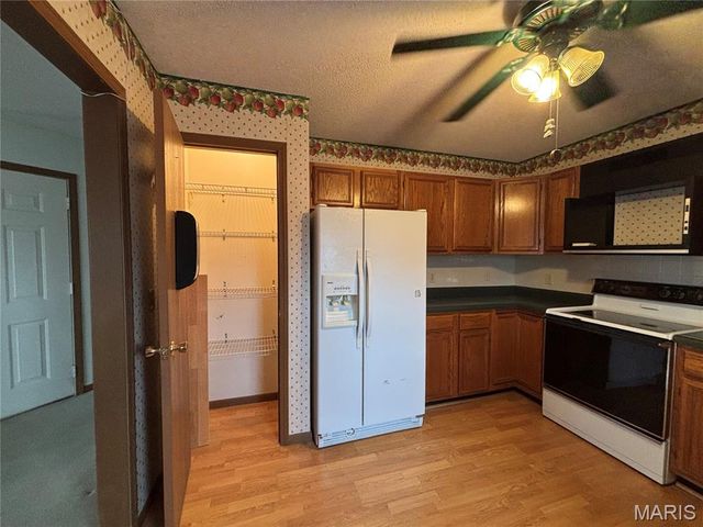 56343 Meyer Trail, Hannibal, MO 63401