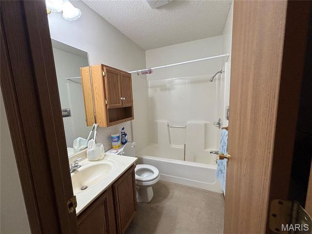 56343 Meyer Trail, Hannibal, MO 63401