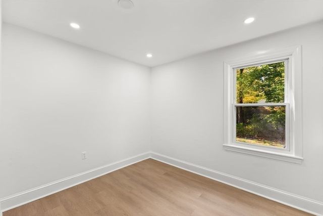 26 Lamb St, Attleboro, MA 02703