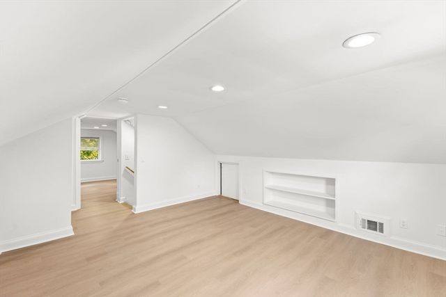 26 Lamb St, Attleboro, MA 02703
