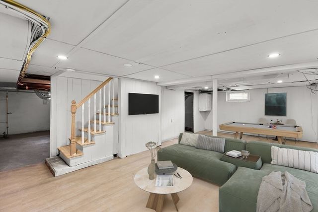 26 Lamb St, Attleboro, MA 02703