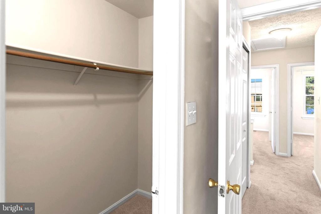 6007 RED WOLF PL, Waldorf, MD 20603