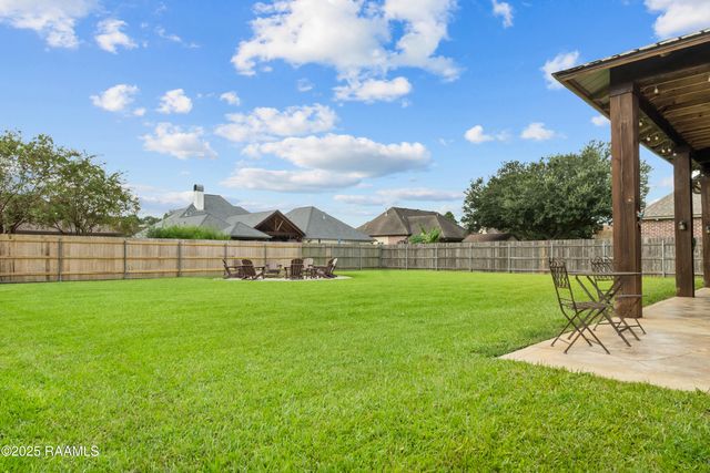506 Willow Bend, Youngsville, LA 70592