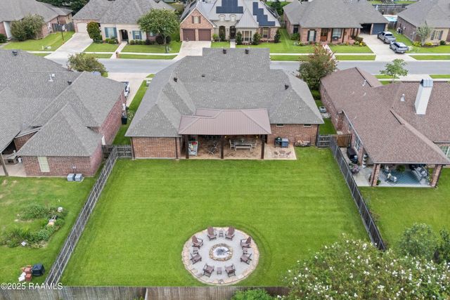 506 Willow Bend, Youngsville, LA 70592