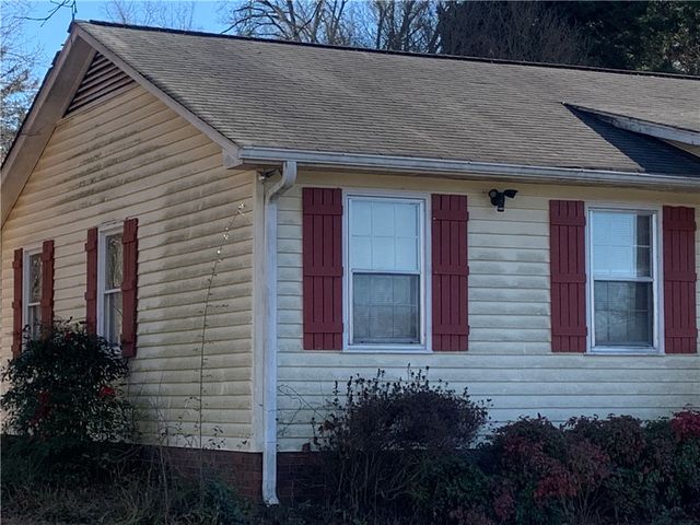 201 Knollwood Drive, Anderson, SC 29625