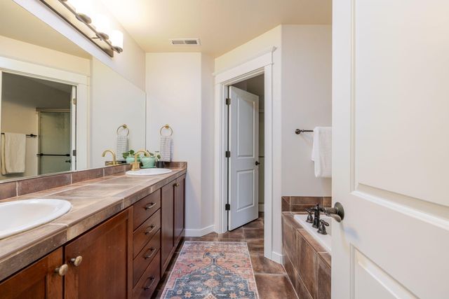 61059 Snowberry Place, Bend, OR 97702