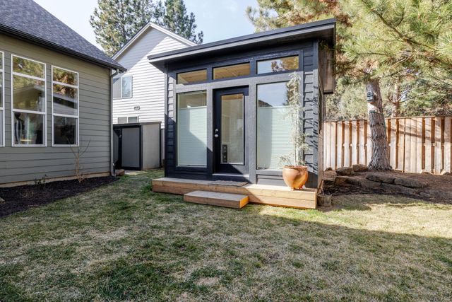 61059 Snowberry Place, Bend, OR 97702