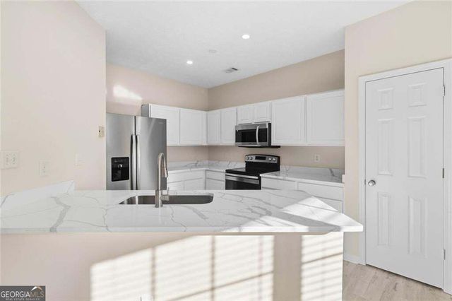 3060 Harvest Circle, Fairburn, GA 30213