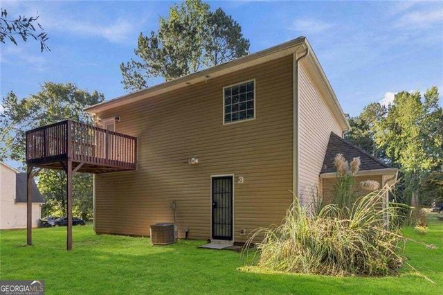3060 Harvest Circle, Fairburn, GA 30213
