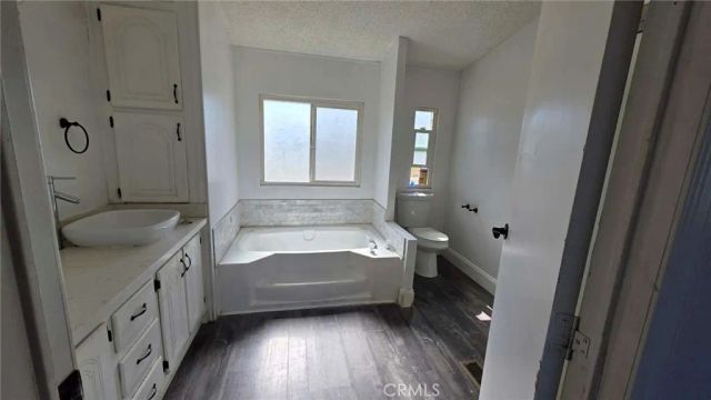 6833 South, Phelan, CA 92371