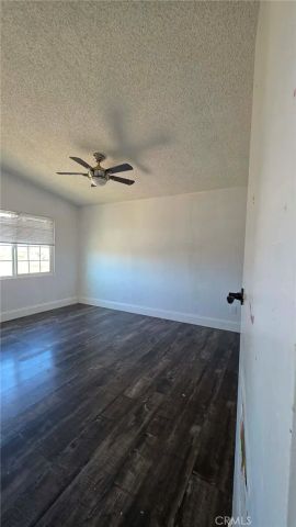 6833 South, Phelan, CA 92371