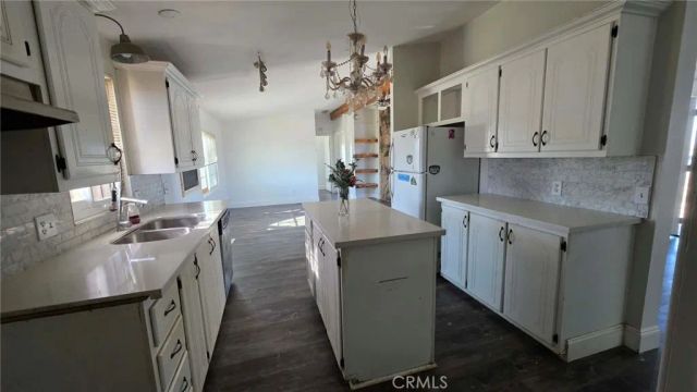 6833 South, Phelan, CA 92371