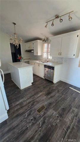 6833 South, Phelan, CA 92371