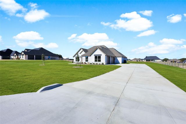 1061 Uplift Drive, Weatherford, TX 76087