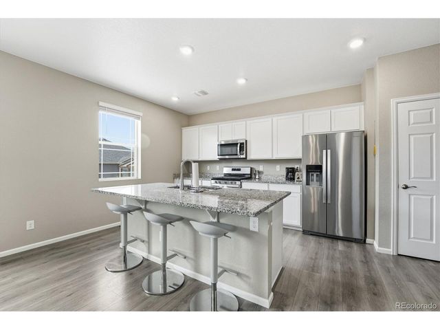 6047 N Halifax Ct, Aurora, CO 80019