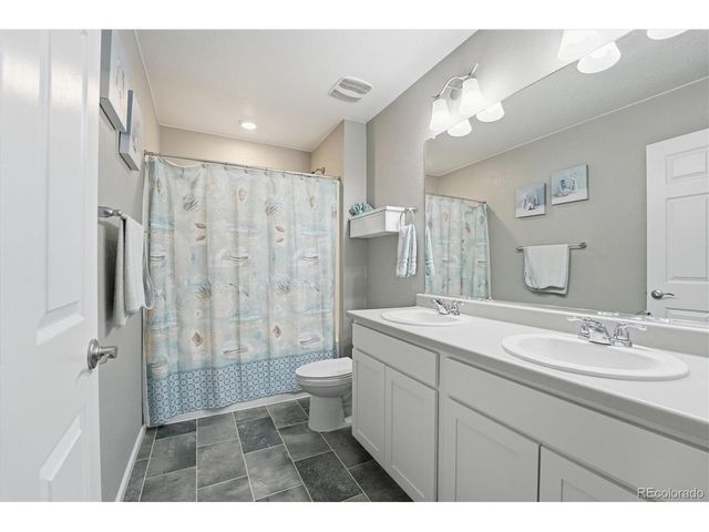 6047 N Halifax Ct, Aurora, CO 80019