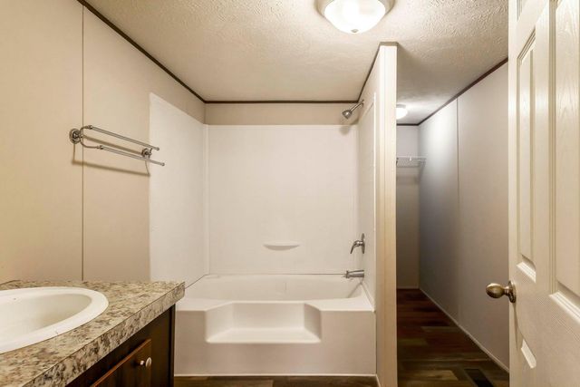 805 Lake Forest Drive, Birchwood, TN 37308