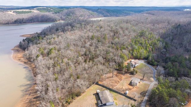 805 Lake Forest Drive, Birchwood, TN 37308