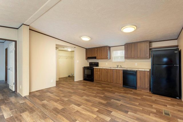 805 Lake Forest Drive, Birchwood, TN 37308