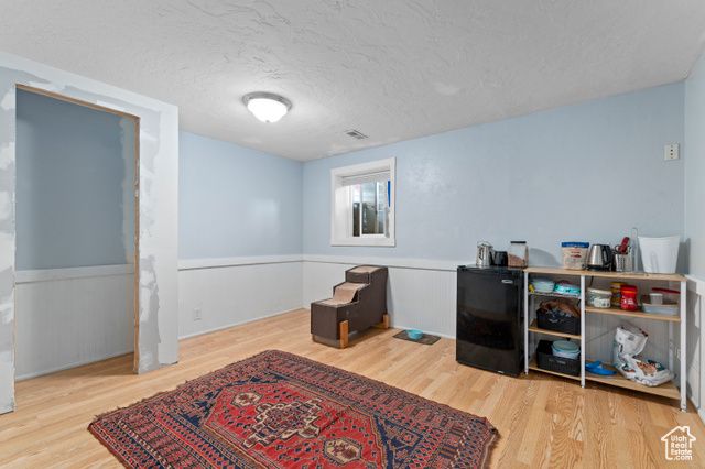 1616 E WATERS LN, Sandy, UT 84093
