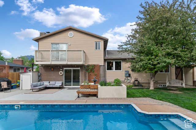 1616 E WATERS LN, Sandy, UT 84093