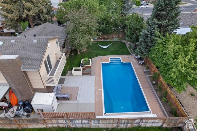 1616 E WATERS LN, Sandy, UT 84093