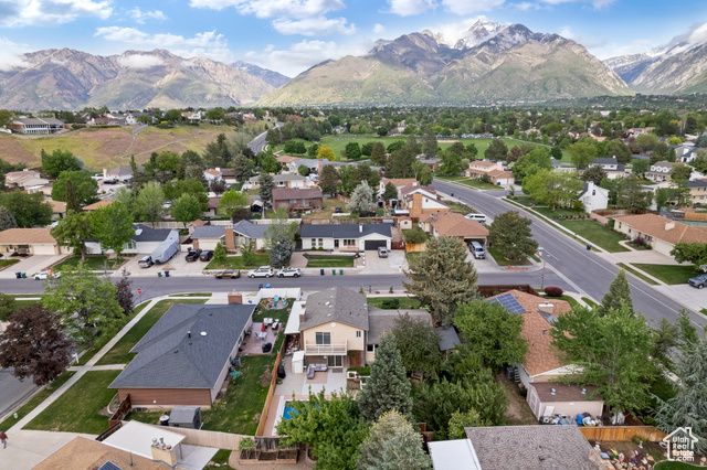 1616 E WATERS LN, Sandy, UT 84093