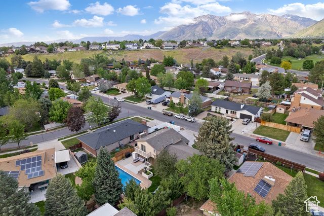 1616 E WATERS LN, Sandy, UT 84093
