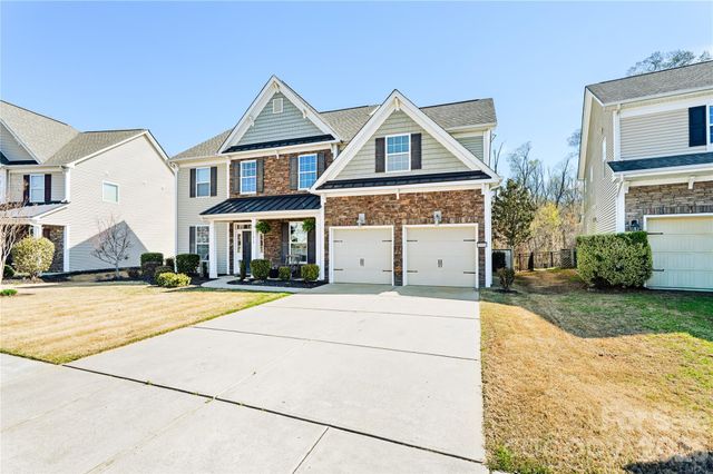 11014 River Oaks Drive NW, Concord, NC 28027