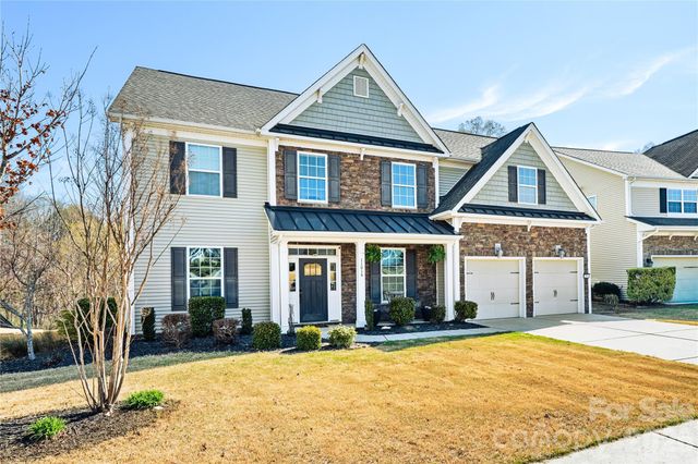 11014 River Oaks Drive NW, Concord, NC 28027