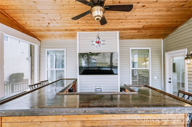 11014 River Oaks Drive NW, Concord, NC 28027